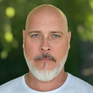 Meet your Posher, Phillip